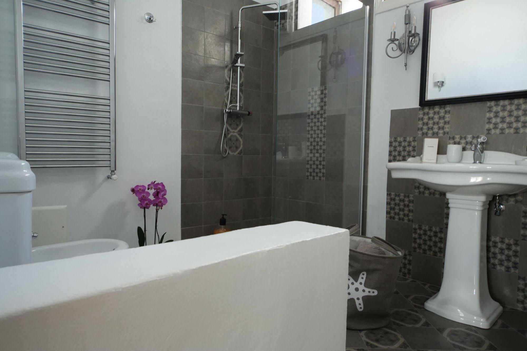 B&B Terra Mar Salve Exterior photo